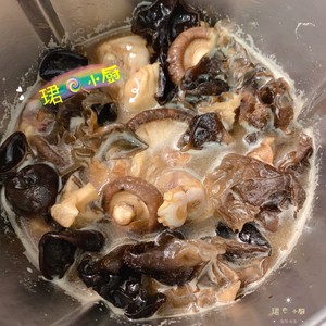 小美·小鸡(鸡腿)炖蘑菇 简单又好吃,小心吃撑?的做法 步骤11