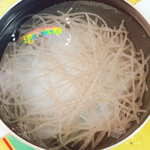 小美·小鸡(鸡腿)炖蘑菇 简单又好吃,小心吃撑?的做法 步骤2