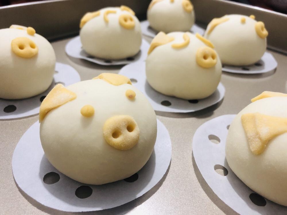 萌萌的小猪仔馒头