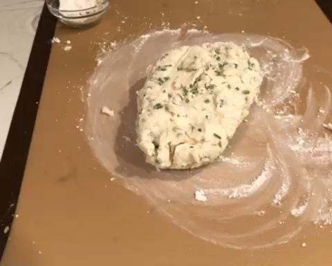 【葱味咸香司康的做法步骤图,怎么做好吃】仙Reese-制作