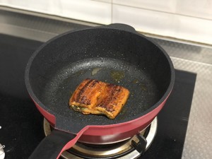 3分钟快手蒲烧鳗鱼饭的做法 步骤4