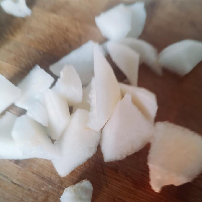 莲藕雪梨汁的做法 步骤2
