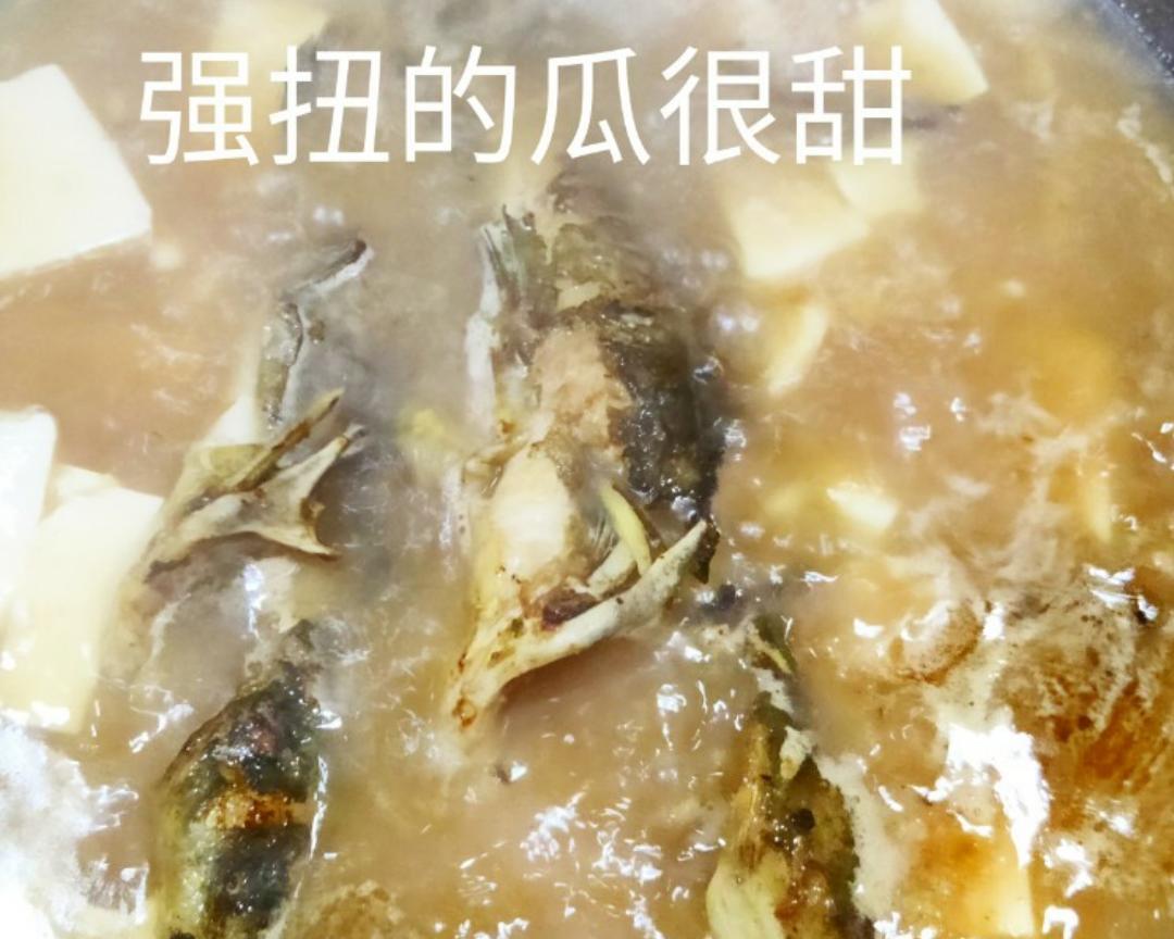 黄鸭叫豆腐汤