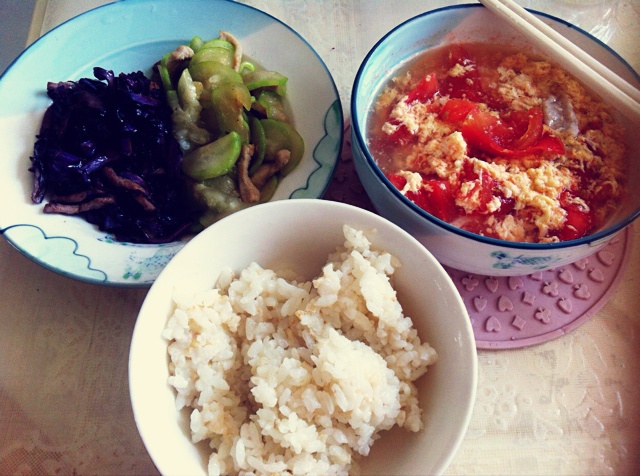 咕噜噜美食家做的一个人吃饭