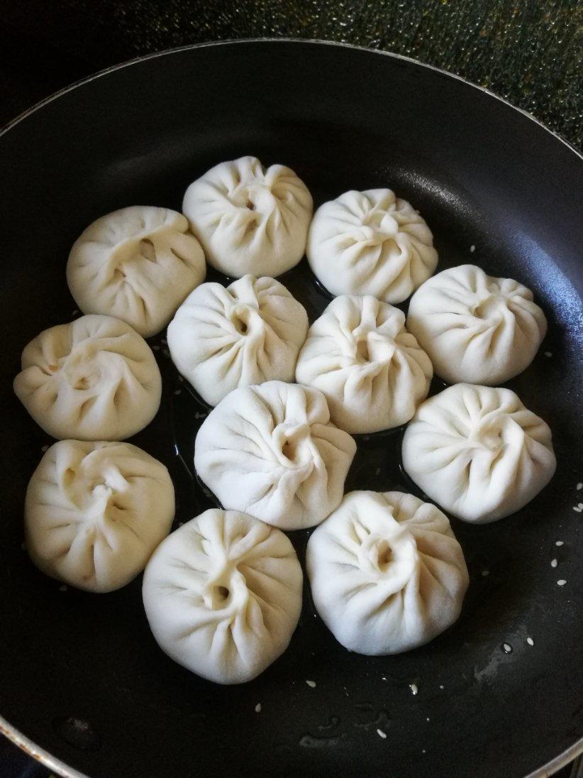 包子 极品鸡汁生煎包 叶小语做的极品鸡汁生煎包