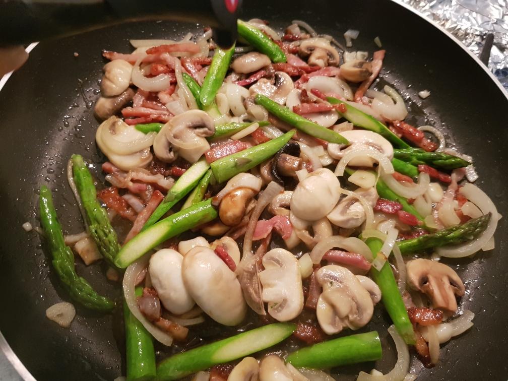 简易意大利饺子煮法(三种简单酱汁方法)