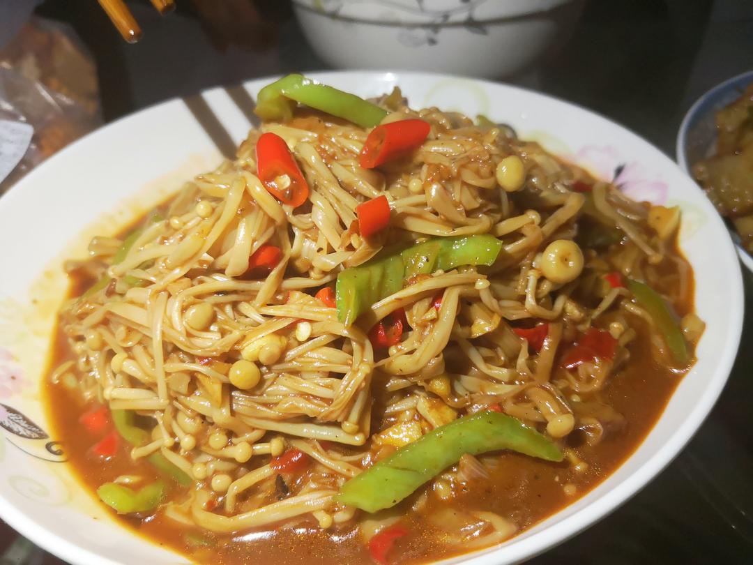 家常菜 清炒金针菇 生活乐呵乐呵得了做的清炒金针菇