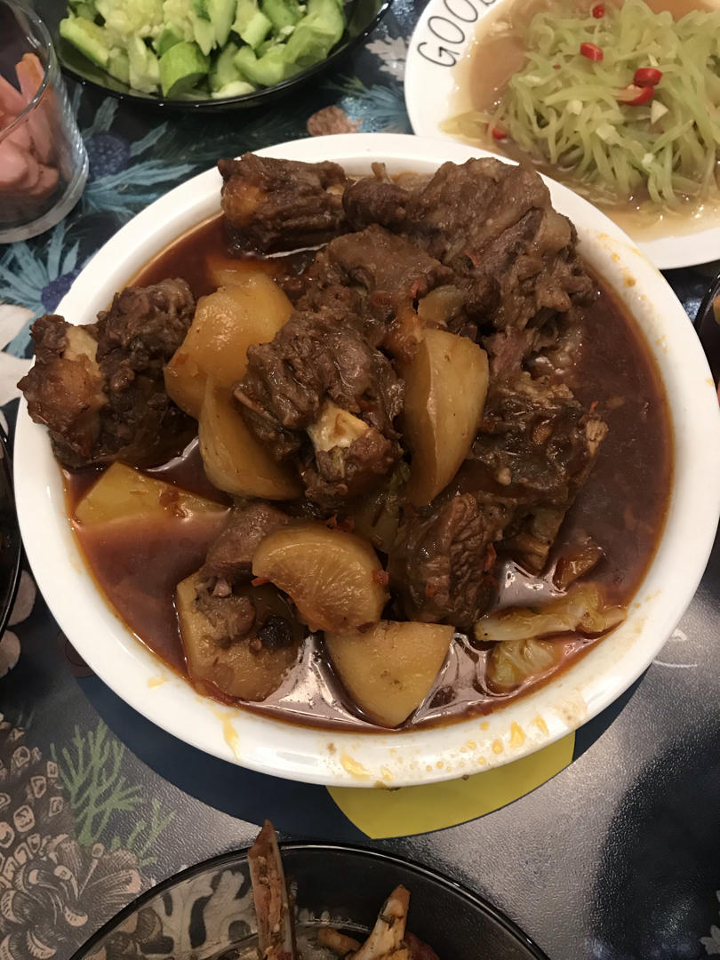 爱瑜伽的吃货做的连汤都不会被放过的酱羊蝎子