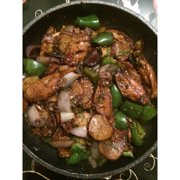做过香辣干锅鸡青椒鸡翅洋葱猪肉香菇v青椒土豆备案场牧原图片