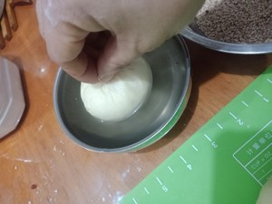 手揉波兰种汉堡面包胚的做法 步骤14