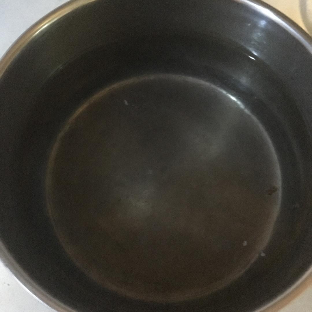 滑溜溜的一碗冰粉