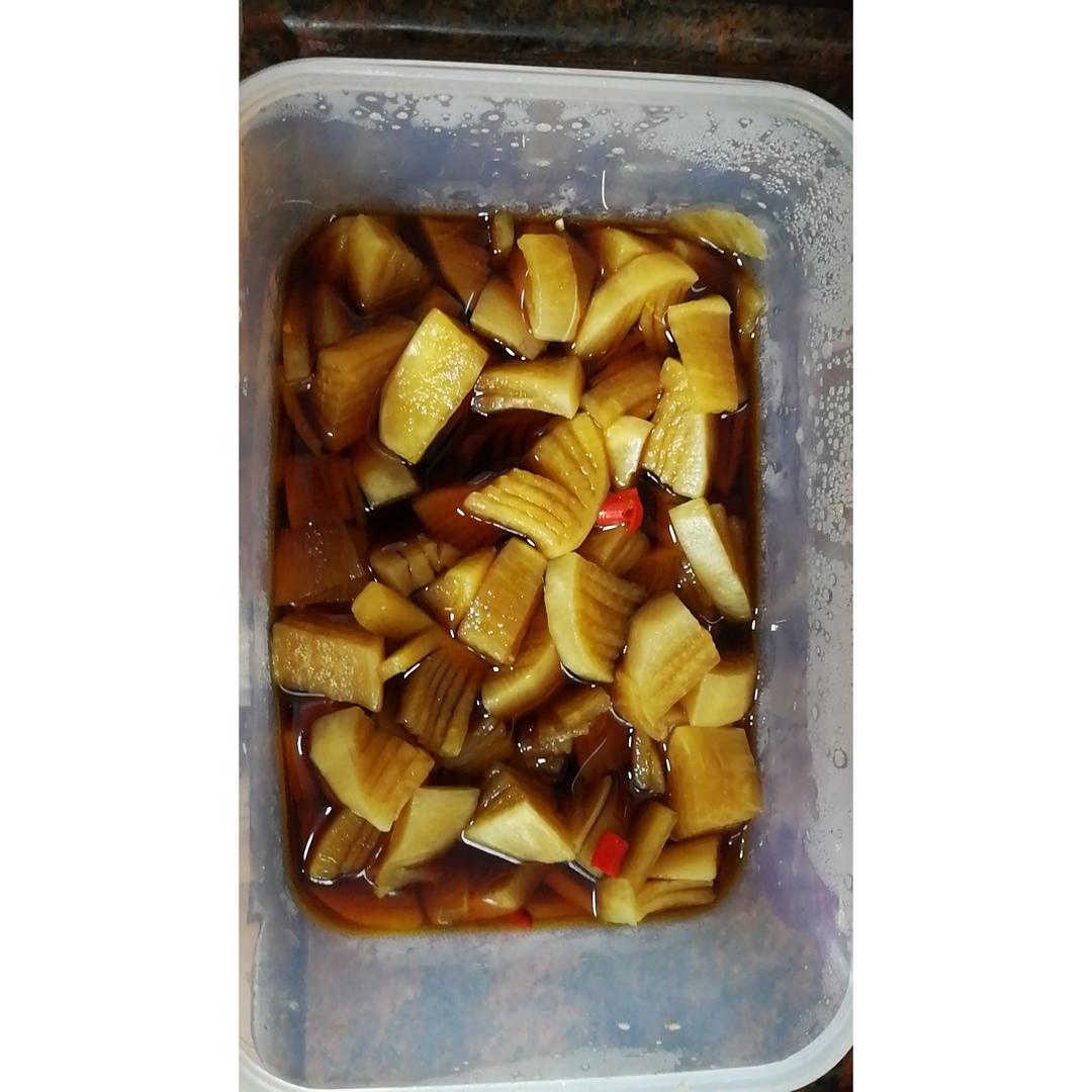 小鸡-做的腌制酸萝卜