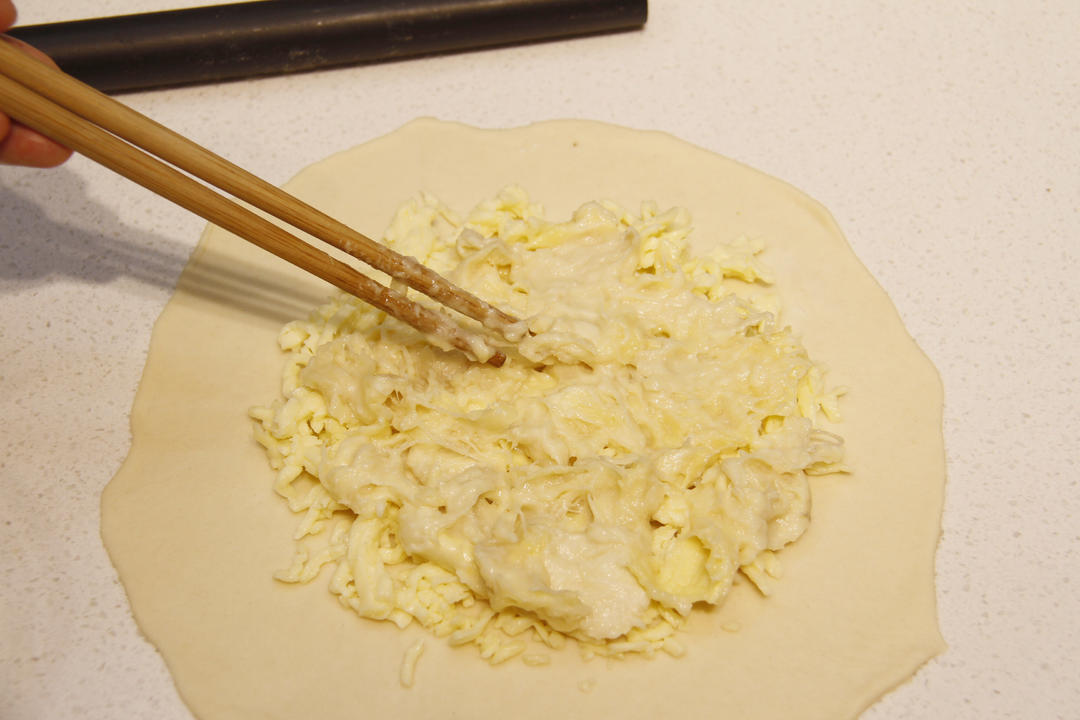 网红爆浆芝士榴莲饼(烤箱版)的做法 步骤6