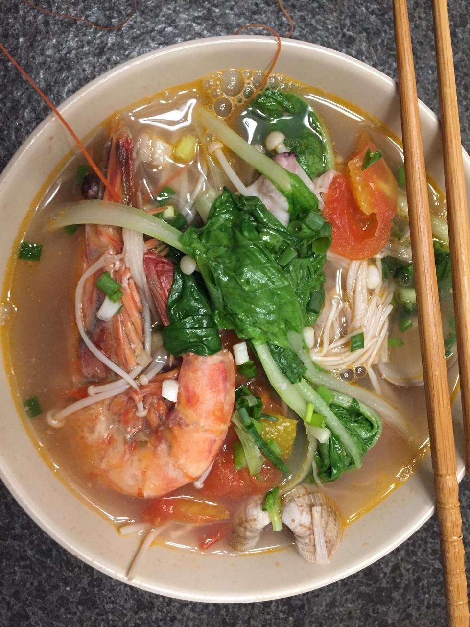 手机用户3608_y56a做的海鲜面