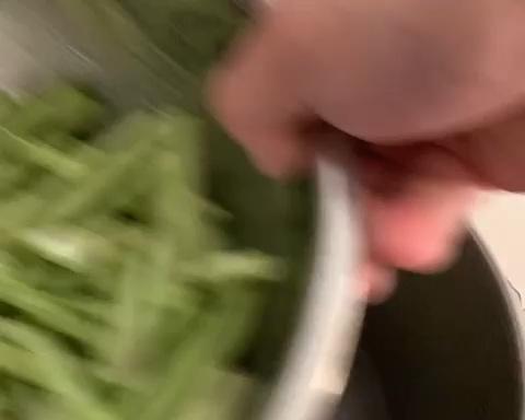 飞利浦空气炸锅牛肉闷缸豆(快手餐)新手不败料理的做法 步骤2