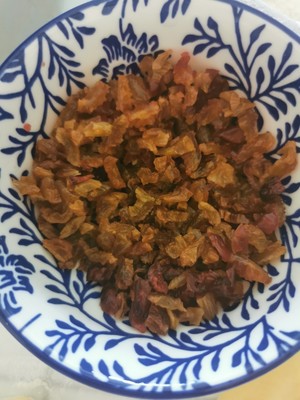 和夏天最相配的清爽葡萄干酸奶面包的做法 步骤2