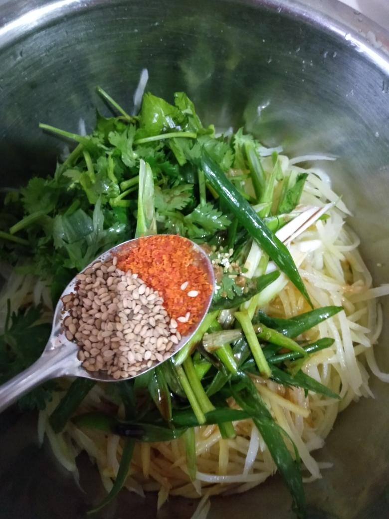 凉拌土豆丝
