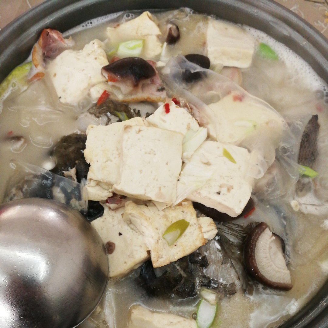 一休2017做的鱼头豆腐汤