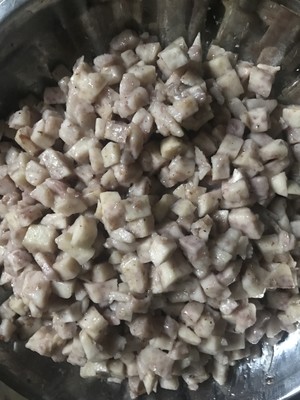 记录!伯母教你蒸芋头糕!的做法 步骤1