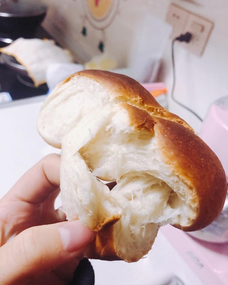 尐雯雯做的酸奶老面包(最好吃没有之一)