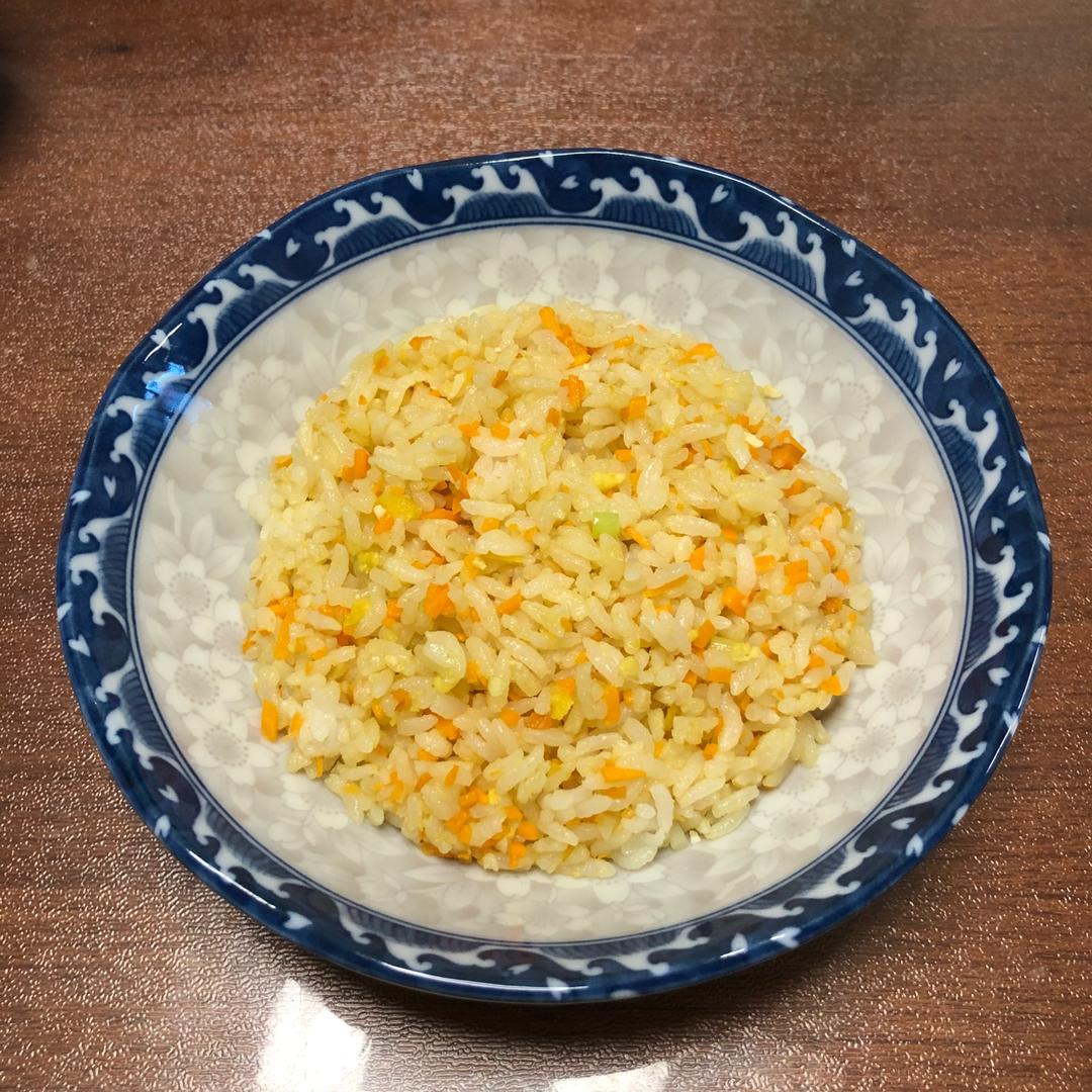 亚当哈密做的咸蛋黄炒饭