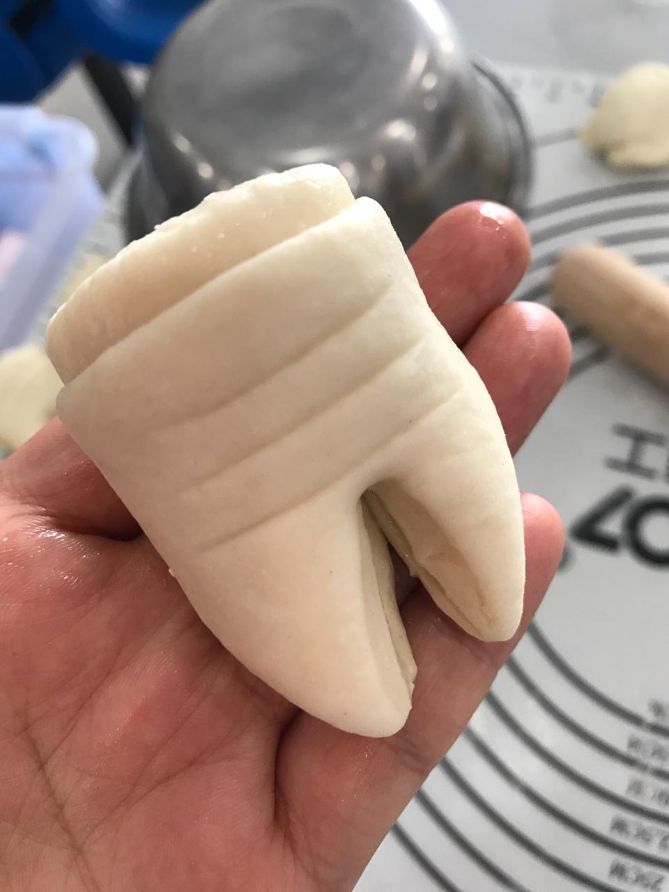 小鸡爱啄米粒做的猪蹄卷