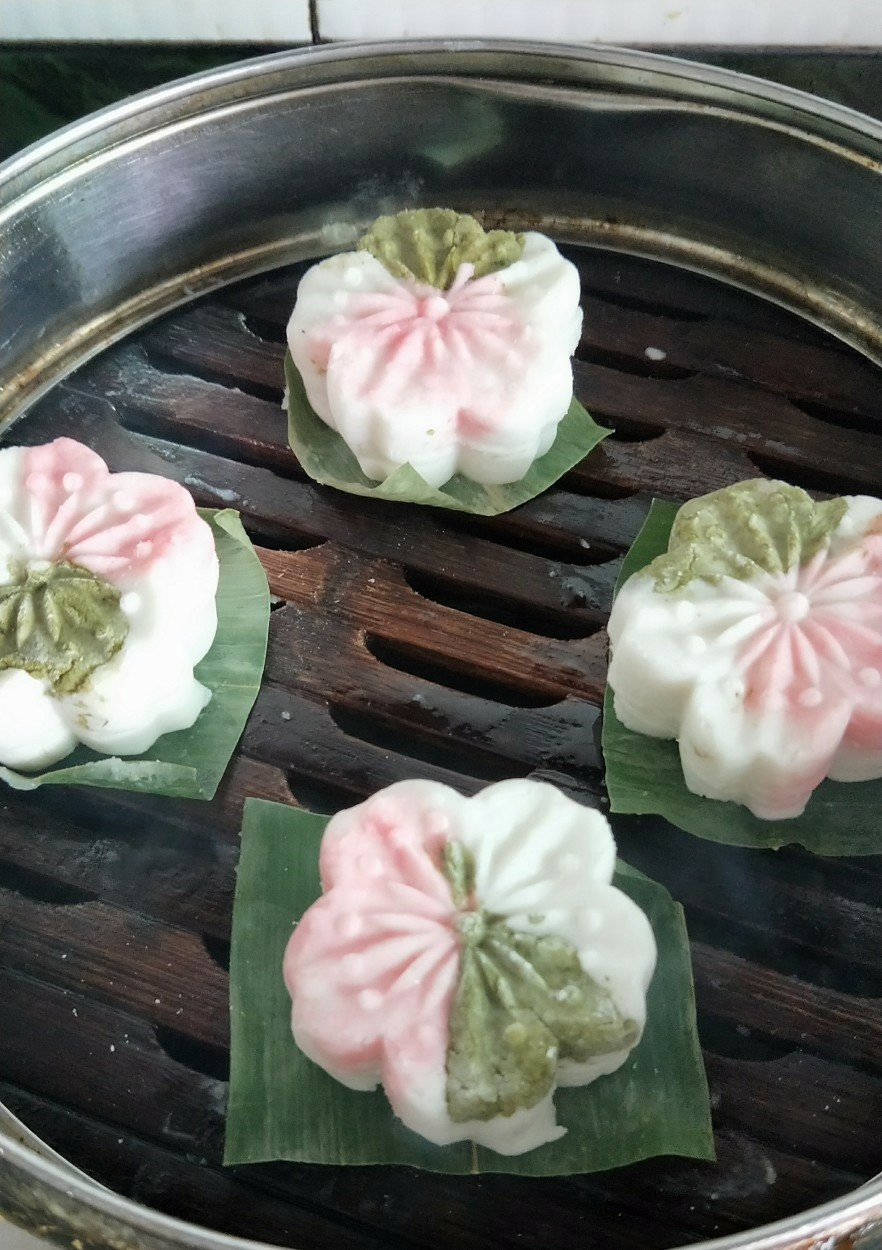 吕默做的樱花绿豆糕