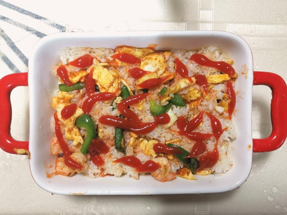 超简单番茄酱虾仁焗饭