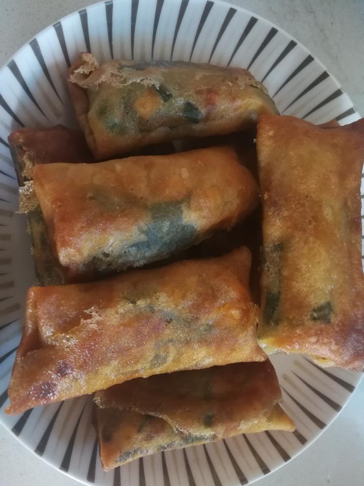 赣南小吃炸春条