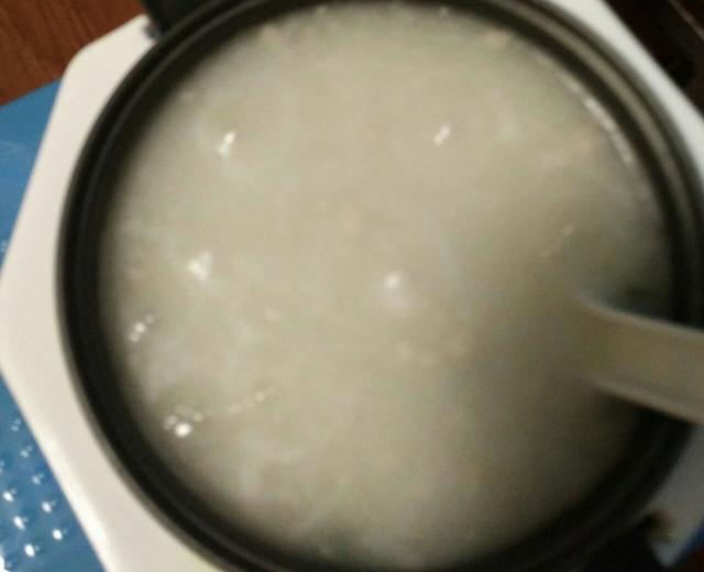 黄瓜肉末粥 黄瓜肉末粥