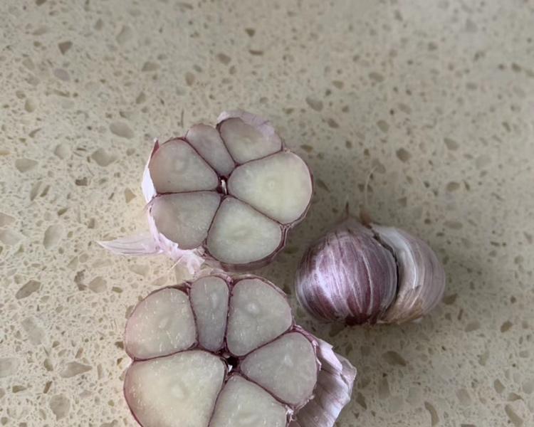 煮花生毛豆的灵魂调料的做法 步骤1