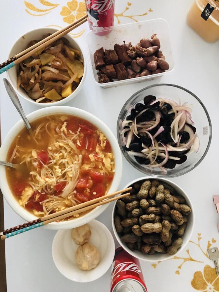 金针菇西红柿鸡蛋汤的做法 步骤5