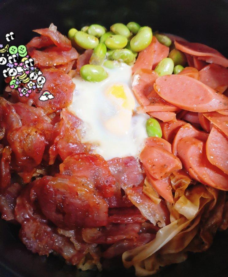 颓颓不是喵做的广式腊味煲仔饭腊肠电饭锅版