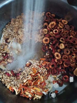 山楂六物膏的做法 步骤1