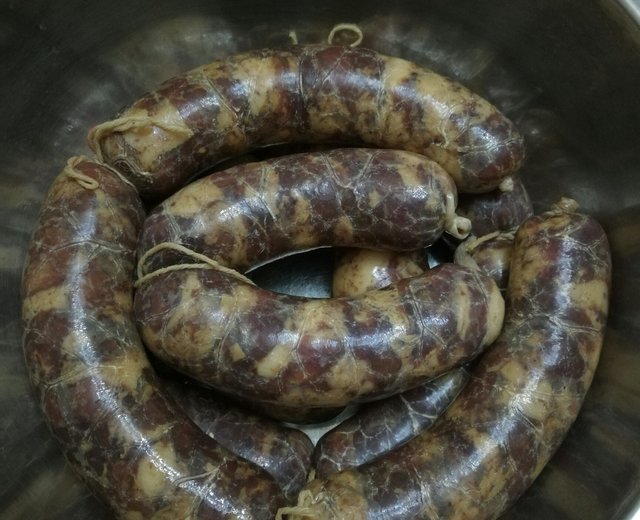 【手工灌香肠的做法步骤图,手工灌香肠怎么做