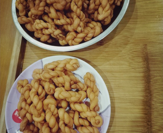 【家庭版麻花的做法步骤图,家庭版麻花怎么做