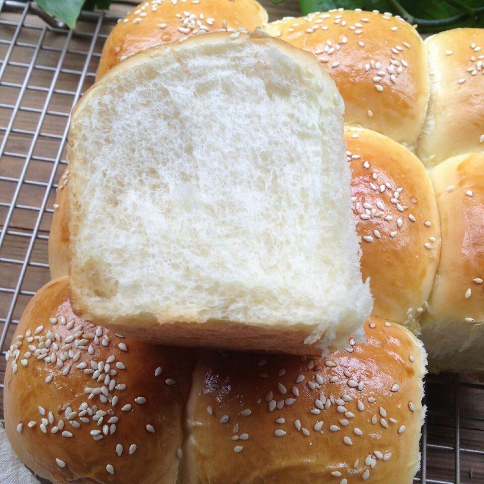 【奶香小餐包（中种面包）的做法步骤图】翡翠梦v-制作