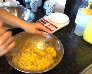 古早蛋糕的做法 步骤5