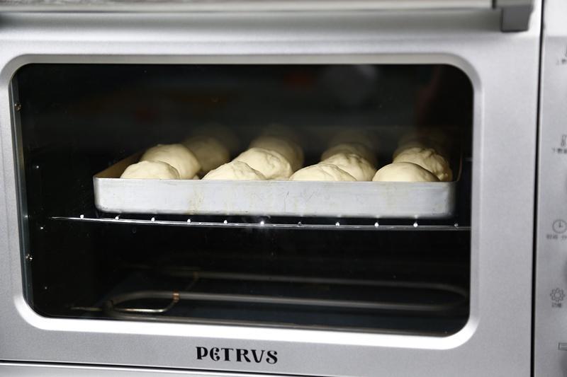 【面包机做面包(肉松挤挤餐包)的做法步骤图】模样生活-制作