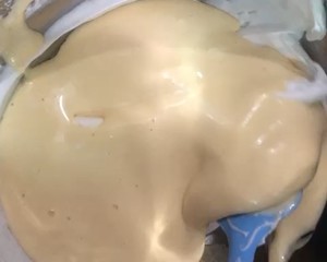 纸杯蛋糕(6寸蛋糕的量)的做法 步骤12