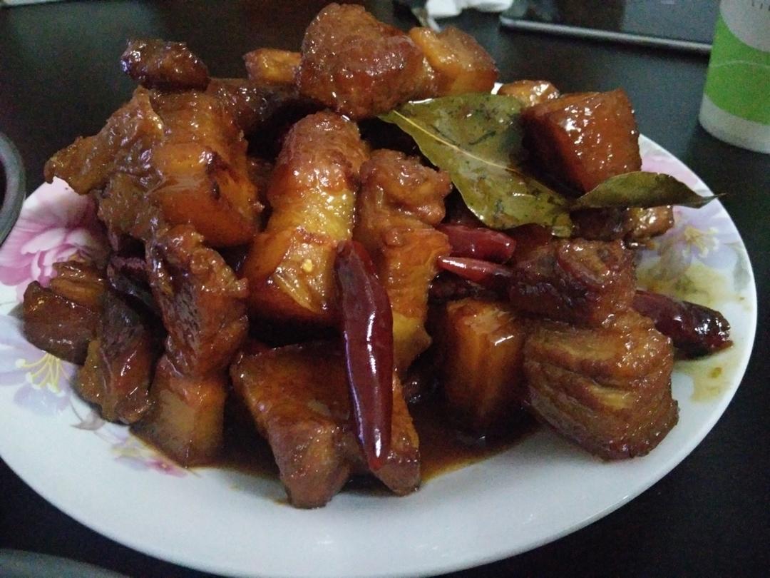 井冈山君君做过红烧肉哈哈,第一次做红烧肉,老公说味道好好喔.