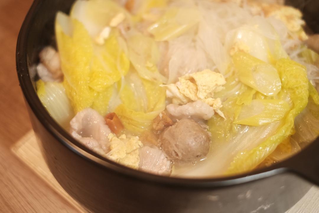白菜粉丝煲最适合冬天吃的大乱炖滑肉版