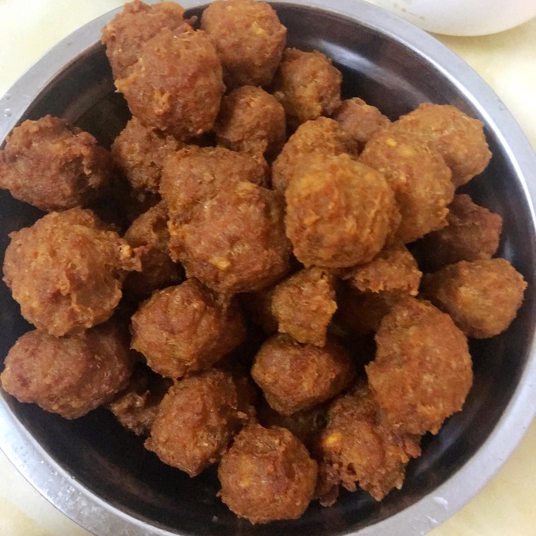 美珍欧呢做的酥炸肉丸子