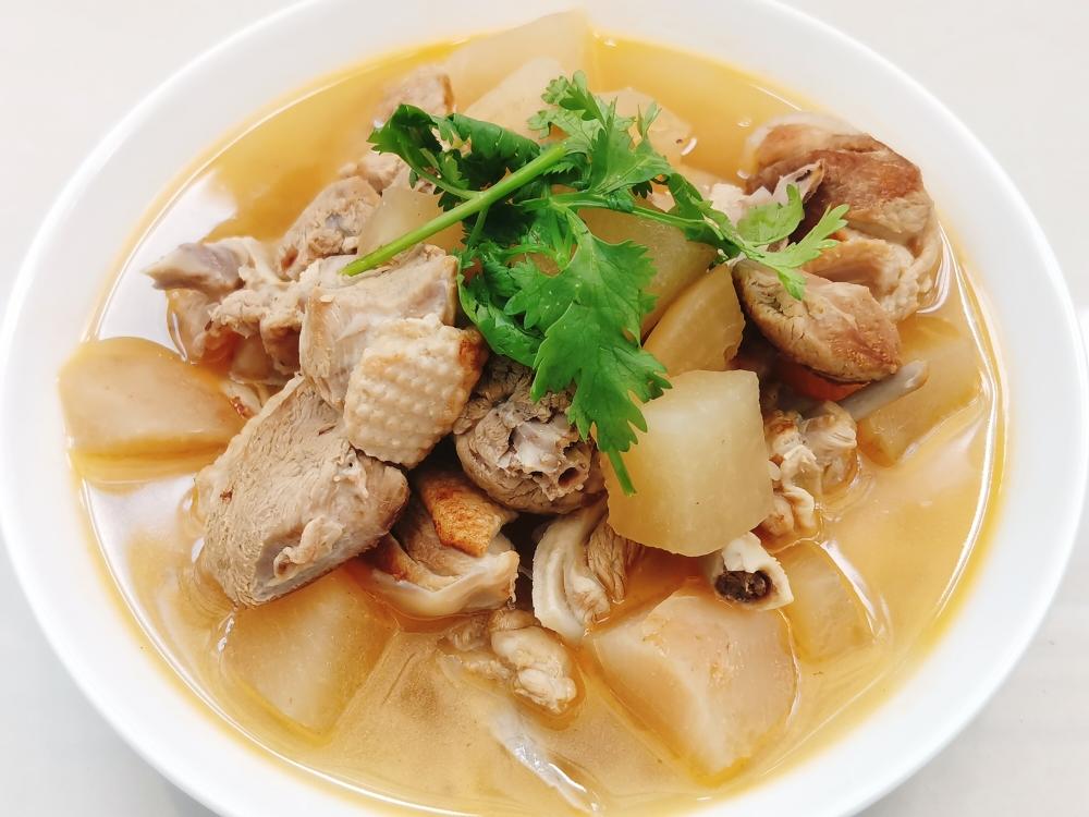 酸萝卜老鸭汤