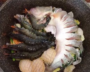 河鲜海鲜齐齐窝的做法 步骤7