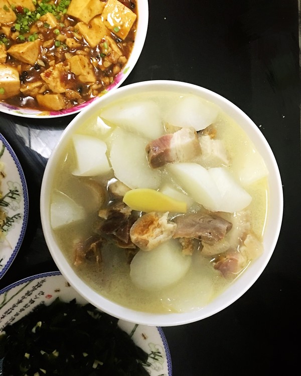 楠楠_u497做的老丁的排骨菜-腊鸡蛋炖萝卜核桃根煮私房图片