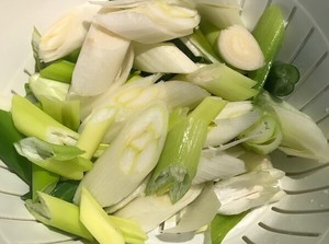 【温馨煮艺】回锅肉的做法 步骤3