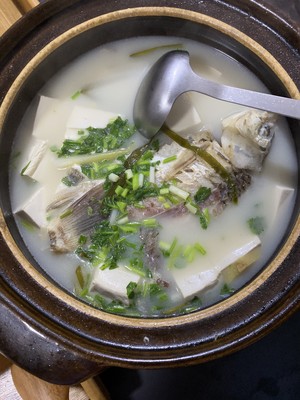 鲫鱼豆腐汤的做法 步骤4