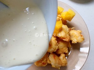 超好吃的黄桃色拉虾!卡路里,暂时就不要去想了的做法 步骤11