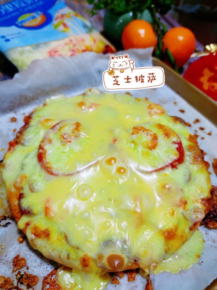 2月17日# 午餐烤了披萨给小朋友吃,今天的披萨真好吃,芝士放的比较多